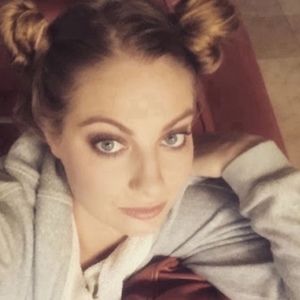 Meet your Posher, Dliever